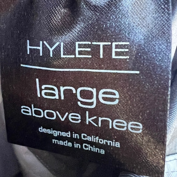 HYLETE Men’s Above Knee Training Shorts Gray Size Large | Zip Pockets - Picture 3 of 4